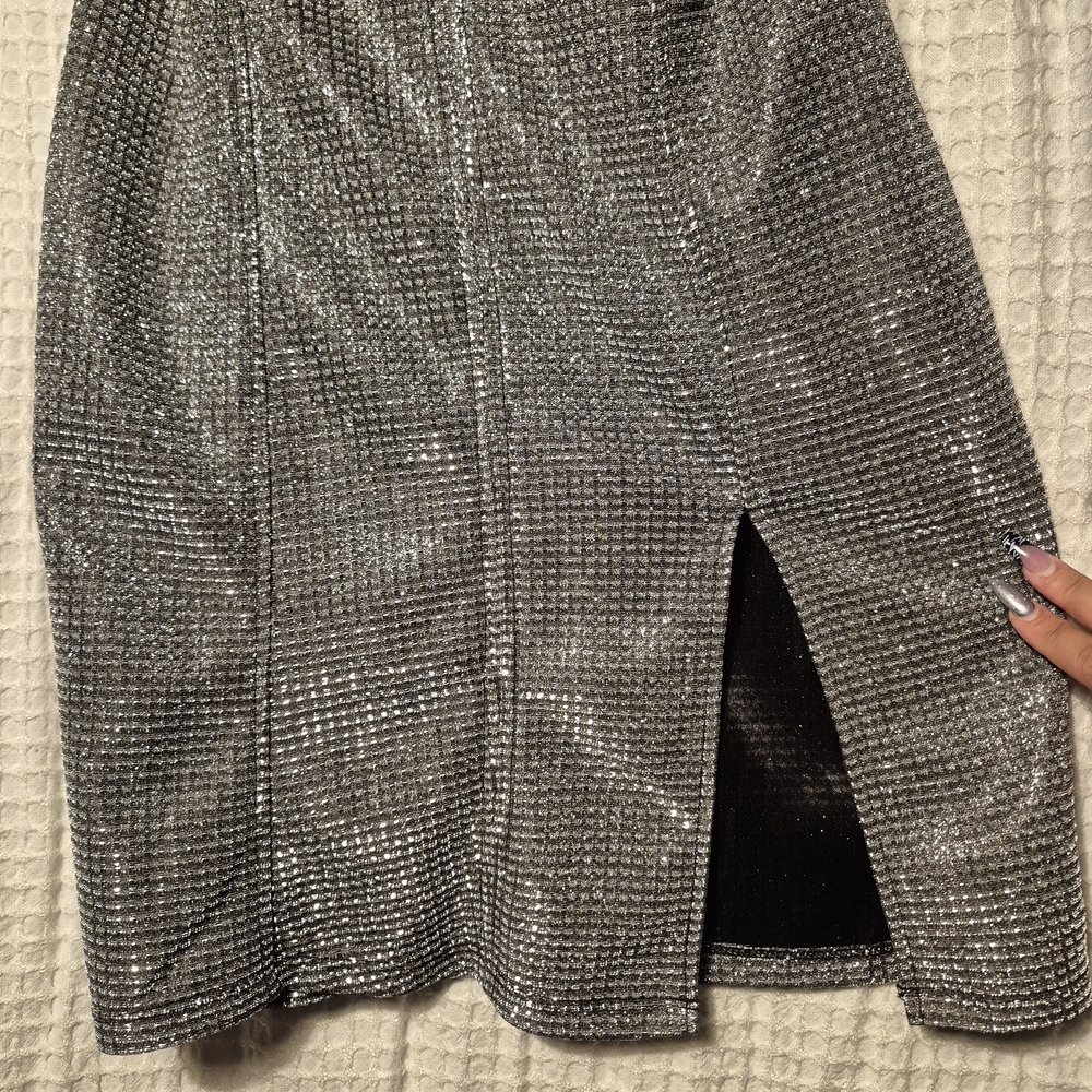Haute Monde Silver Mini Dress - Picture 4 of 5